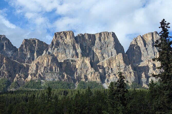 1 Day of Banff Viewpoints Lakes Bow Valley in Private Custom Tour - Authentic Experiences and Practical Insights