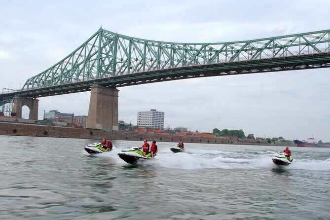 1-Hour Jet Ski Guided Tour  Explore Montreal Waterways in Style! - The Experience: Scenic Views and Thrilling Speed