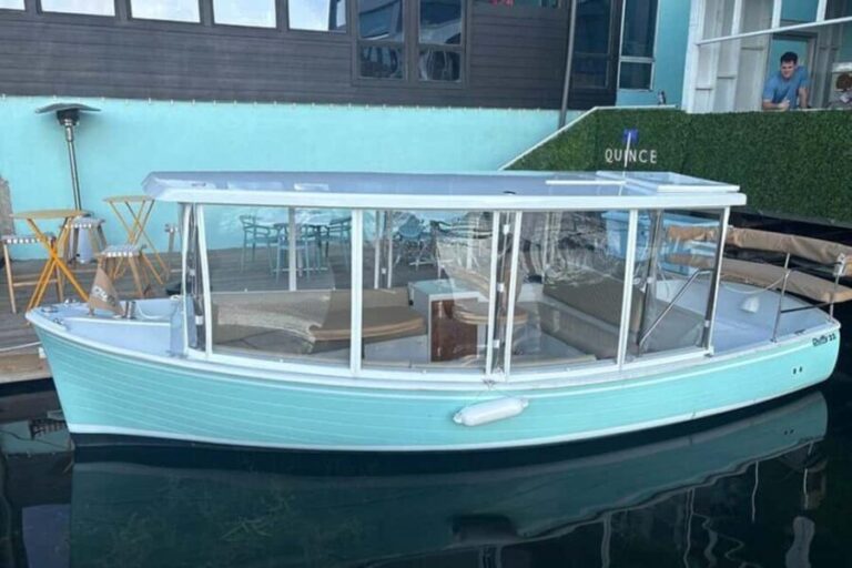 1 Hour Private Electric Duffy Cruise on Lake Austin - Price and Value