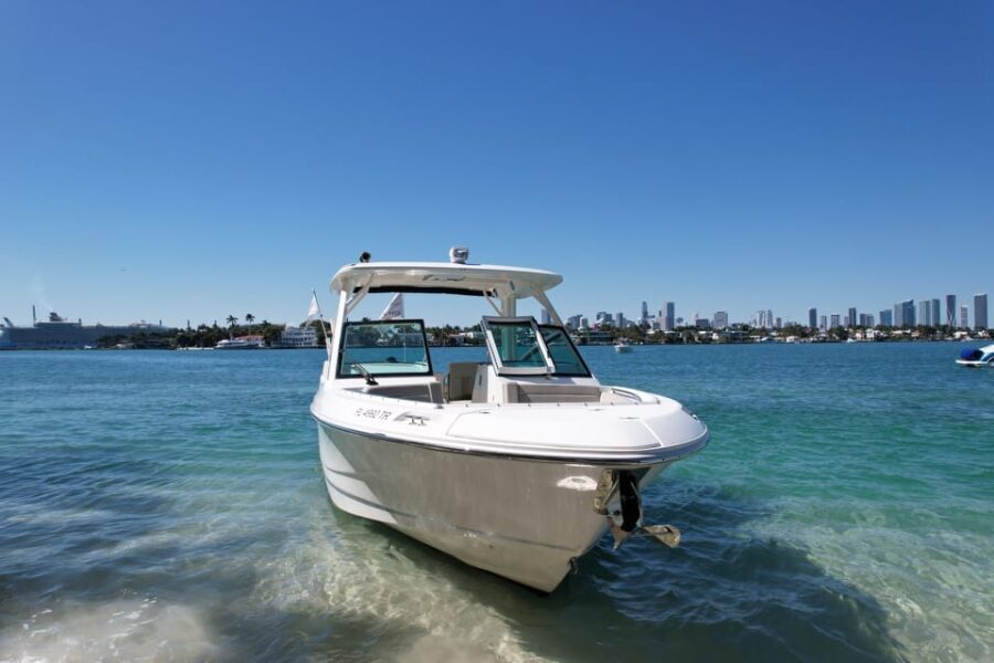 #1 Private Boat Tour and 1 Hour Free Jet Ski Rental in Miami - A Closer Look at the Experience