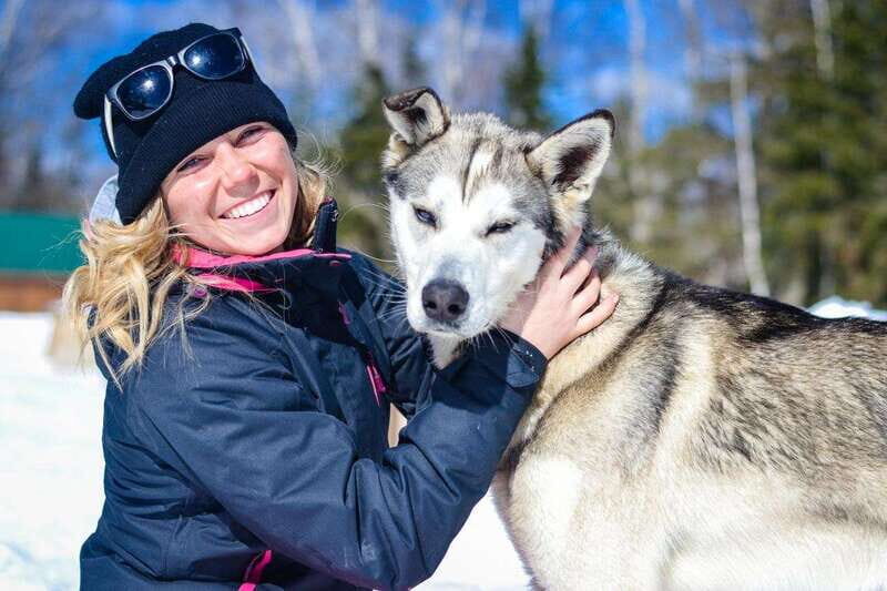 15 min. Tadoussac : Behind-the-Scenes Sled Dog Kennel Tour