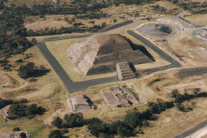 1hr Private Helicopter Tour - Mexico City & Teotihuacan Pyramids - The Itinerary in Detail