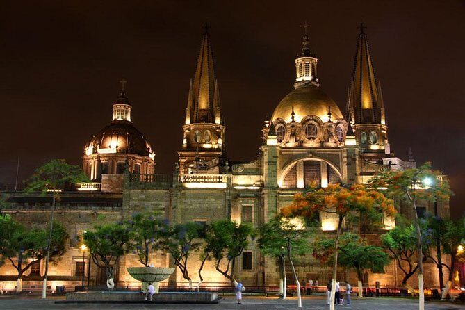 2-Day Guadalajara, Tequila, and Tlaquepaque from Puerto Vallarta - Who Is This Tour Best For?