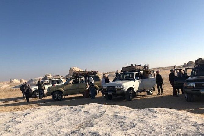 2 Days White Desert and Bahariya Oasis Tour - Transportation and Tour Structure