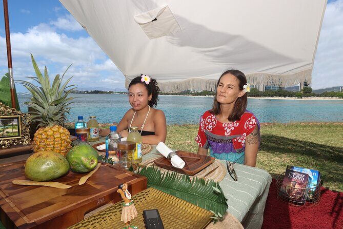 2-Hour Aloha Picnic & Photoshoot for up to Eight in Honolulu - The Experience in Detail