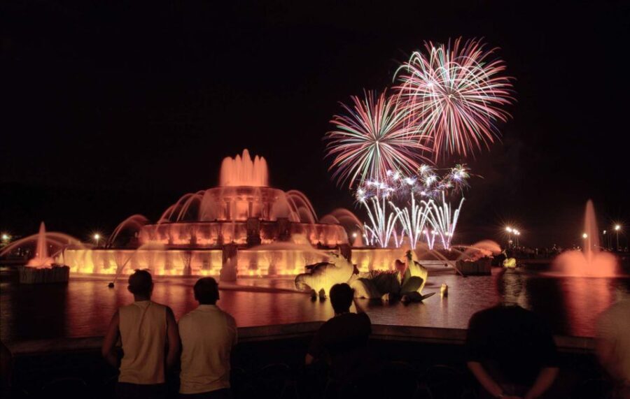 2 Hour Chicago Pier Fireworks & Evening Segway Tour - Detailed Breakdown of the Itinerary