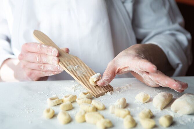 2 Hour Italian Pasta Cooking Class in Las Vegas - The Food and Experience