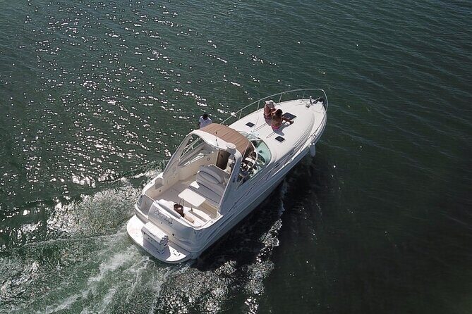 2-hour Private Sunset Cruise on a luxury yacht in Cancun Bay 25P18 - The Fine Details