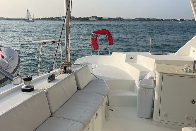 2 Hours Cocktail Sail Aboard Bella - Wildlife & Scenic Highlights