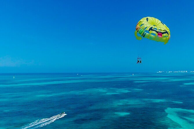 2 in 1 Parasail Cancun and Jet ski - Who Will Love This Tour?
