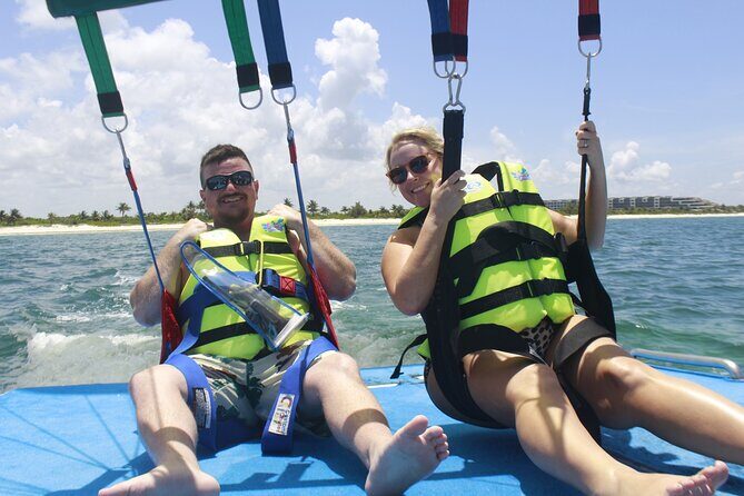 2 in 1 Parasailing and Speedboat Tour in Cancun - Detailed Breakdown of the Itinerary