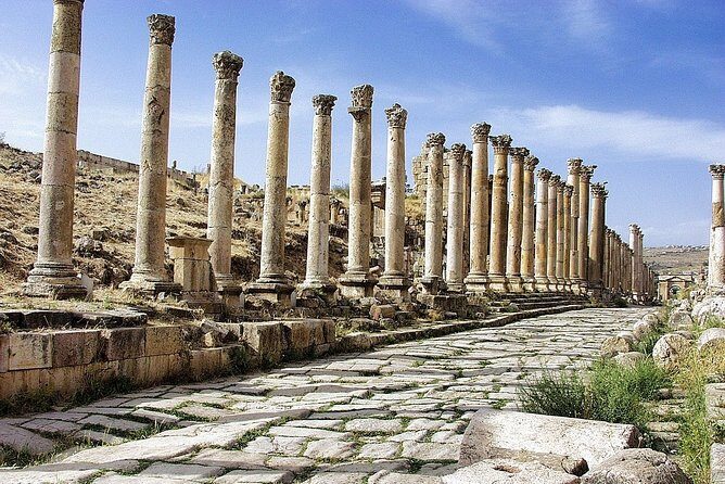 3-Day Group Tour to Petra, Wadi Rum and northern Jordan from Amman/Dead Sea - Exploring the Itinerary in Detail