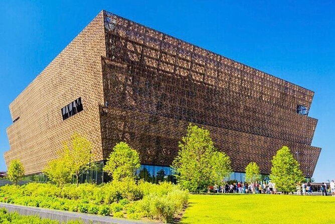 3 Hour Tour Of Washington, D.C. The Nucleus Of Democracy - The Experience of Each Stop
