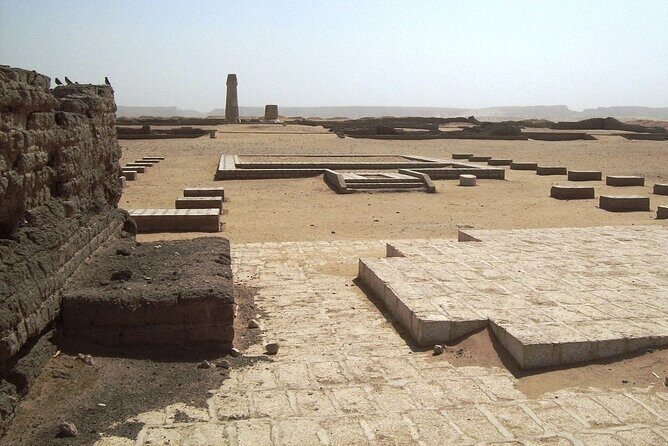 3-Night Private Tour of Upper Egypt from Cairo to Luxor - Exploring El Minya and the Necropolises