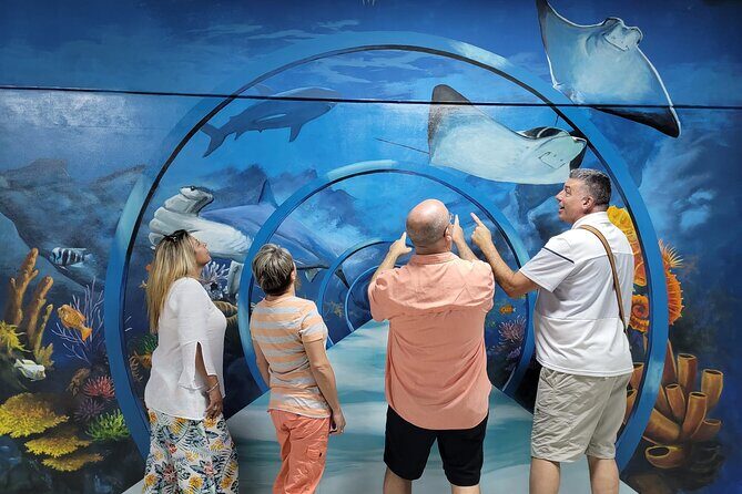 3D World Selfie Museum Dubai - Who Should Consider Visiting?