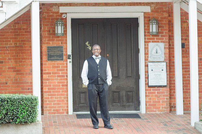 3hr Private Driving Civil Rights Tour - Stop 1: Dexter Avenue King Memorial Baptist Church