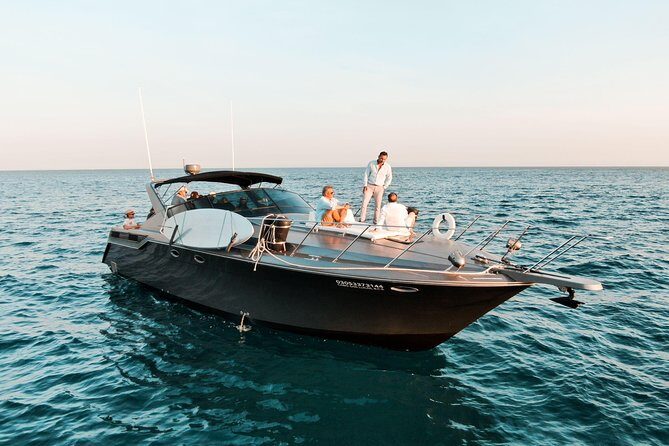 3Hr Private Yacht Cruise in Cabo As if you were aboard your own Private Yacht.Al - FAQ