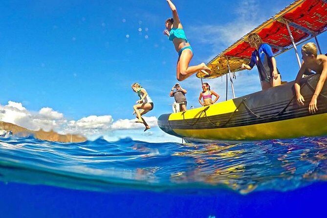 4 .5 Hour Molokini Snorkel Tour Adventure in Maui - The Boat and Guides: Comfort and Knowledge