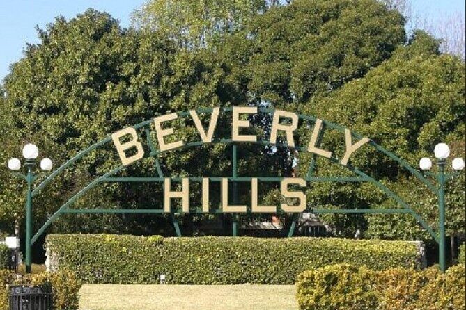 4, 5 or 6 hr Hollywood Private Tour in 12 Pass Mercedes Party Bus - An Authentic Spin on Los Angeles Sightseeing