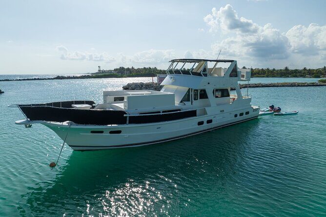 4 Hour - 72' Bruce Roberts, Tulum, Playa del Carmen, Riviera Maya - Practical Tips for Booking & Enjoying Your Cruise