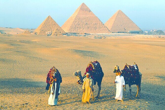 4 hours tour to the 9 Giza pyramids of Giza,Sphinx and the valley temple - Analyzing the Value