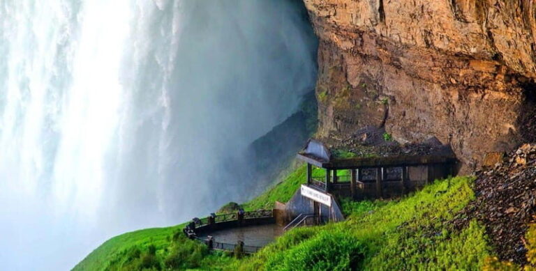 4 hr Summer Fun Tour - Niagara Falls Canada - Who Would Love This Tour?