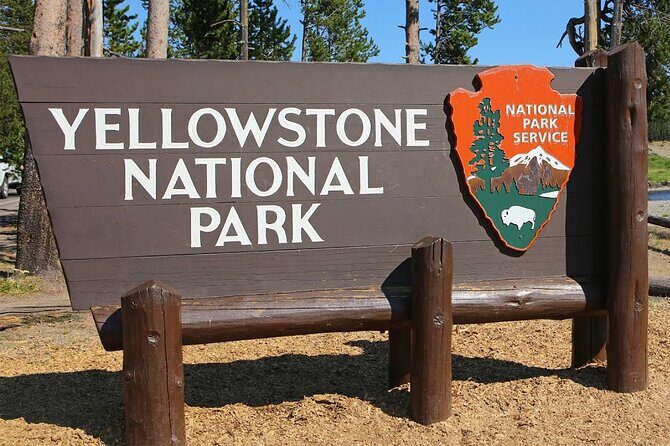 5-Day Yellowstone and Mount Rushmore Tour from Salt Lake City - The Itinerary in Detail: What You’ll See and Experience