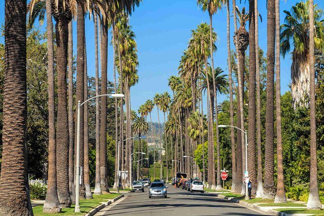 5-Hour Limo Tour of Hollywood, Beverly Hills, Santa Monica Venice and Malibu! - An In-Depth Look at the 5-Hour Limo Tour Experience