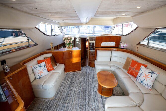 60ft 1 Hour FREE | Miami Yacht Rental | 3 to 6 Hours | 13 People - Pricing and Value