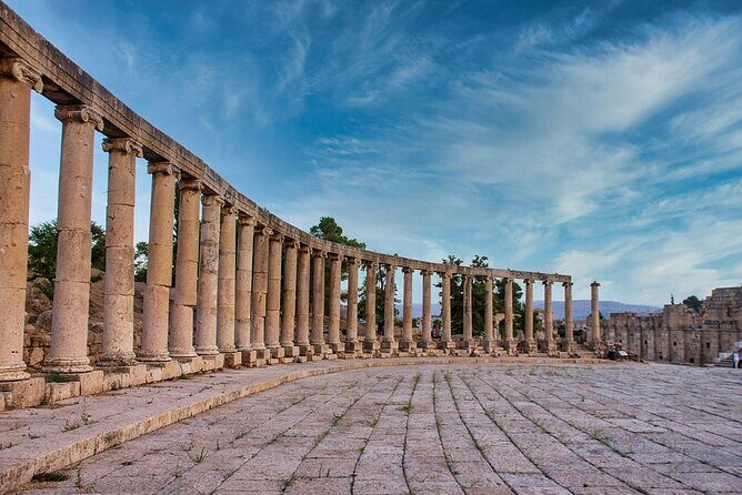 7 Days Jordan Sightseeing Tour - Transportation and Logistics: What to Expect