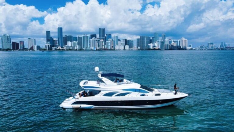 70ft Azimut available in Miami for up to 13 people. - Final Thoughts