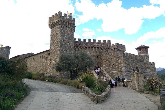 8 Hour Private Napa Wine Tasting Tour with a Sample Stops - Analyzing the Itinerary in Detail