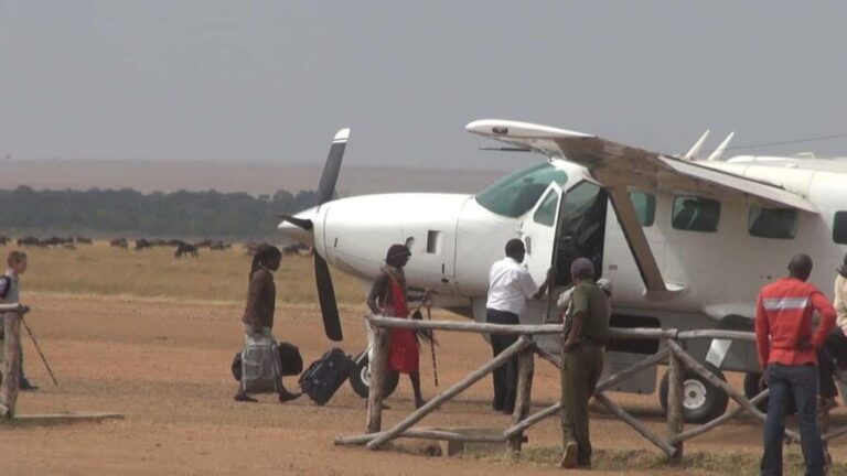 8Days Luxury Flying Safari :Amboseli, Samburu And Masai Mara - A Deep Dive into the Safari Experience