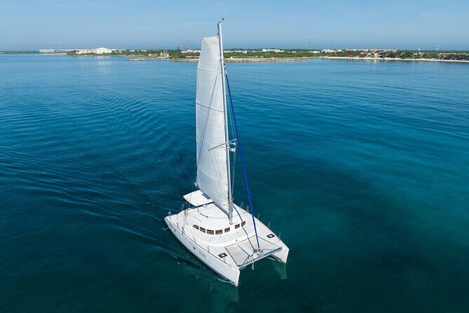 8H 38' Catamaran All-Incl. to Cozumel in Tulum & Playa del Carmen - FAQs