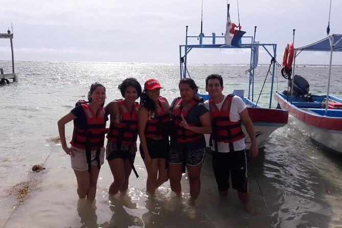 A beach day with open bar, lunch and snorkeling LOS ARRECIFES RESTAURANT - Authentic Experiences and Critical Insights