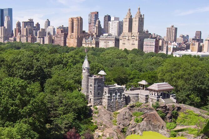 A New York Date Night Tour - A Balanced Look at the Experience