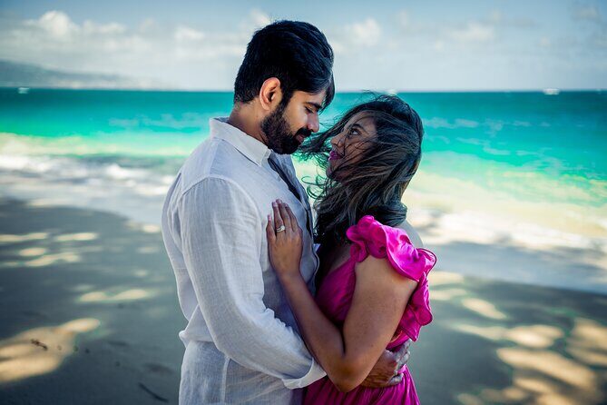 A Romantic Photoshoot for 2 in Maui - The Details That Matter