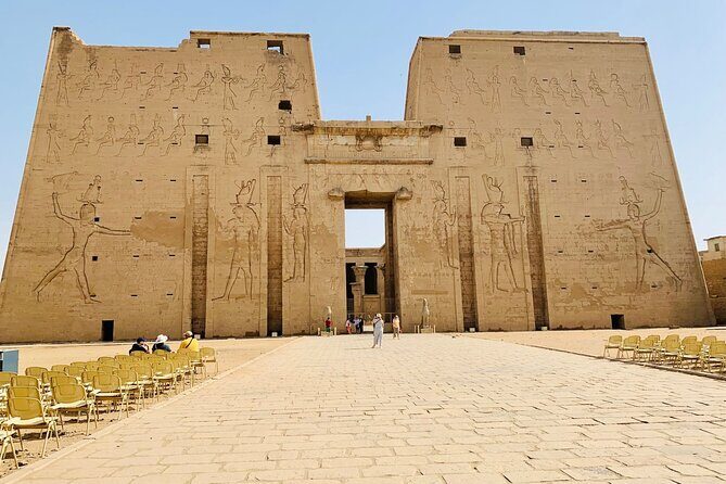 A Week In Egypt: Pyramids, Felucca Cruise And Ancient Temples - Practical Insights