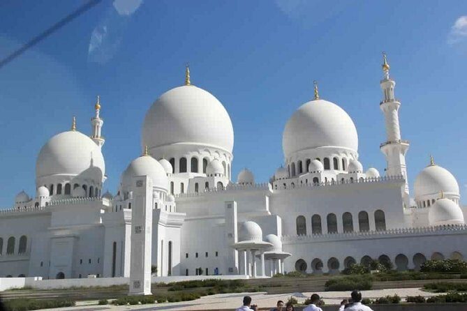 Abu Dhabi City Tour Full Day - Louver Museum & Grand Mosque & Heritage Village - Detailed Breakdown of the Itinerary