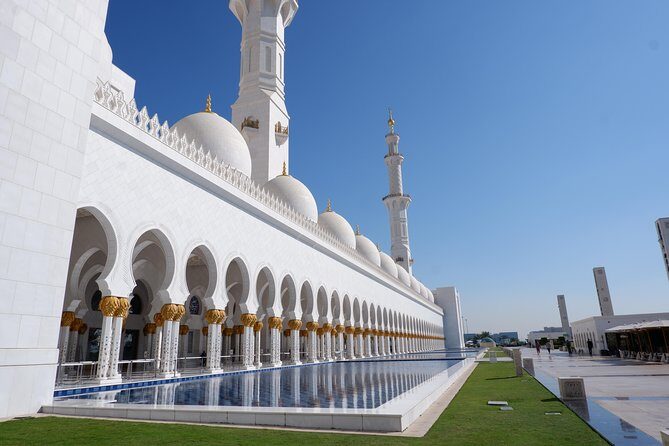 Abu Dhabi City Tour & Sheikh Zayed Grand Drive through Louver Museum - Value and Price Analysis