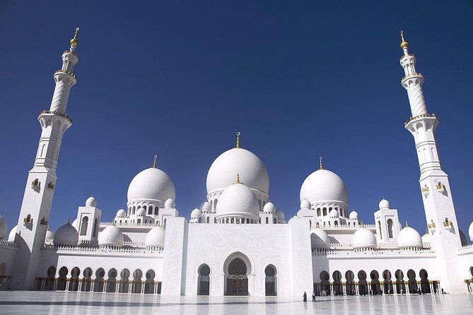 Abu Dhabi Day Tour From Dubai with Sheikh Zayed Grand Mosque - Who Should Take This Tour?