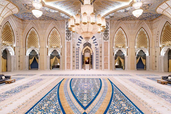 Abu Dhabi Sheikh Zayed Grand Mosque, Louvre, Qasr Al Watan Palace - What the Reviews Tell Us