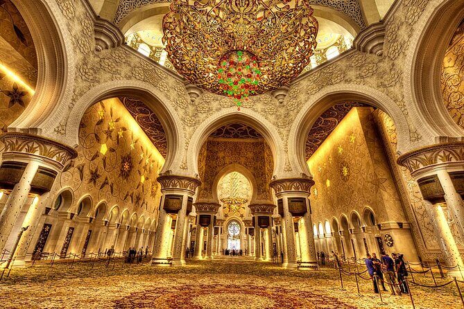 Abu Dhabi Tour from Dubai: Sheikh Zayed Mosque & Ferrari World ! - Who Should Consider This Tour?