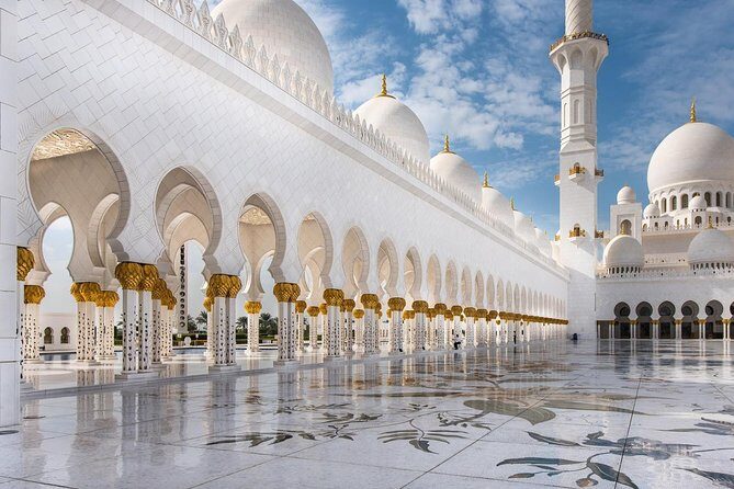 Abu Dhabi Tour from Dubai - Exploring the Majestic Sheikh Zayed Grand Mosque