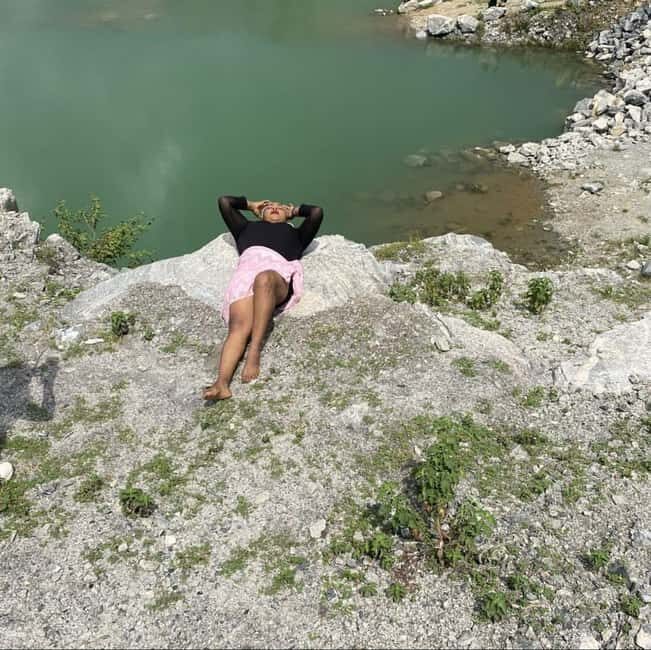 Abuja: Explore Ushafa Crush Rock with lunch - Guided Hiking: Connecting with the Landscape