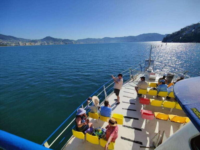Acapulco: Sunset on Yacht Bonanza Tour - The Value for Travelers