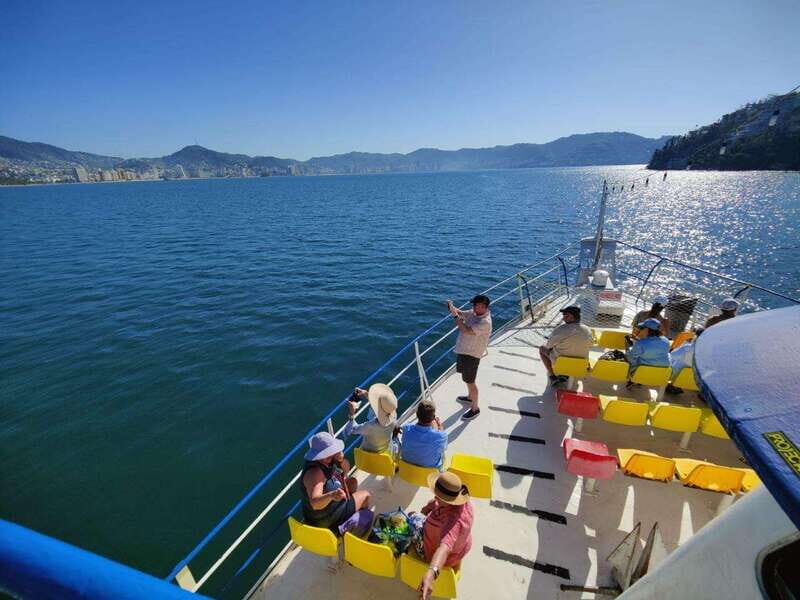 Acapulco: Sunset on Yacht Bonanza Tour - The Value for Travelers