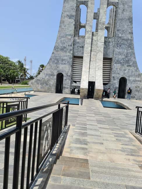 Accra: Guided City Tour with lunch and hotel pick up - Analyzing the Value and Who Should Book This Tour
