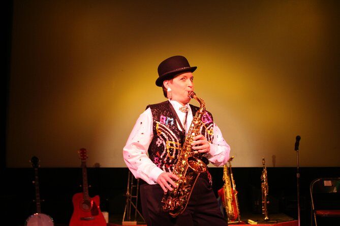 Admission Ticket: Patty Waszak Show in Pigeon Forge - Detailed Breakdown of the Experience