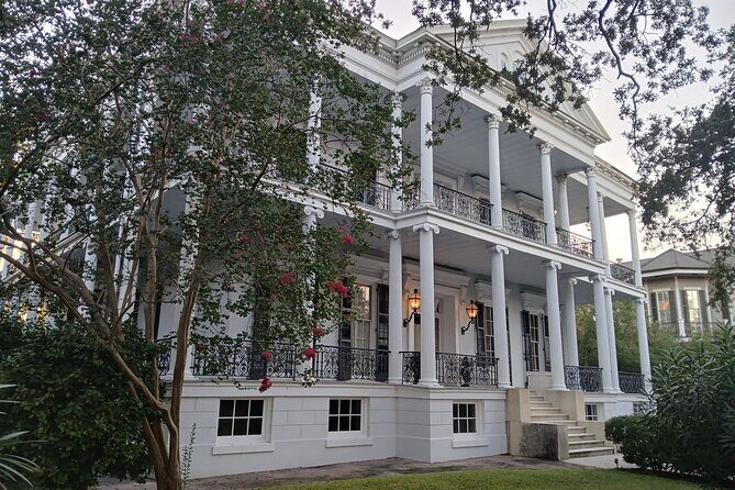 Adults-Only Garden District Cemetery Anne Rice True Crime Tour - The Authenticity and Appeal